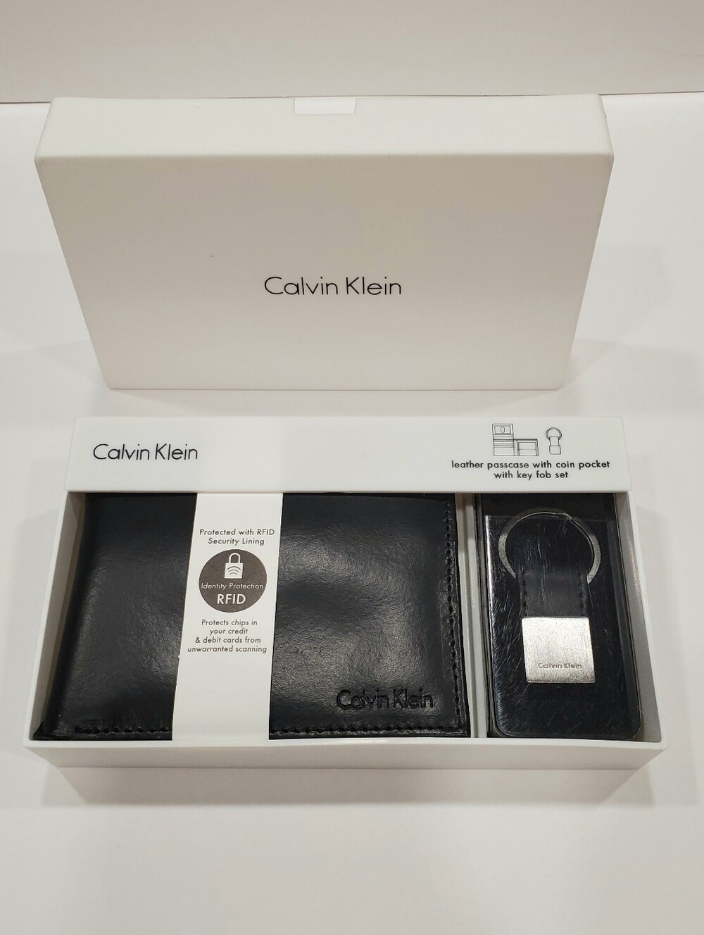 Calvin Klein Men's Black Leather Wallet and Key Holder Gift Set New